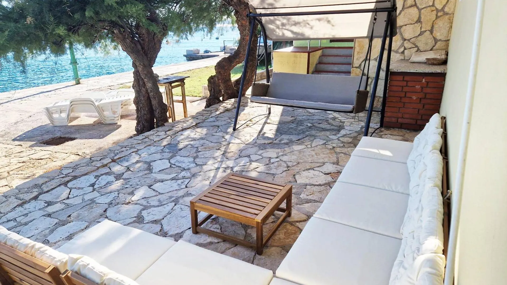The Beach House In Tribanj Starigrad Paklenica