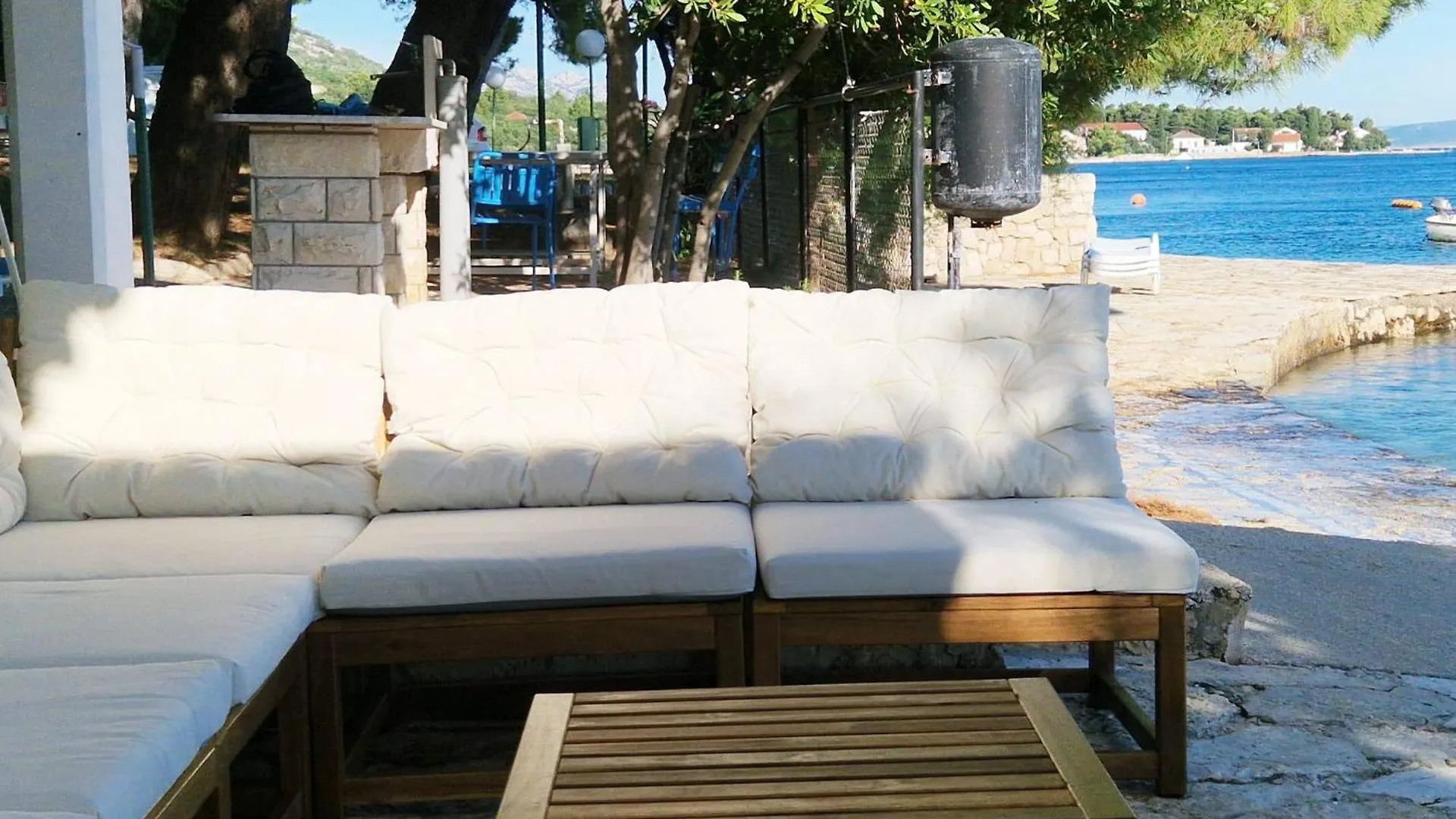 The Beach House In Tribanj Starigrad Paklenica